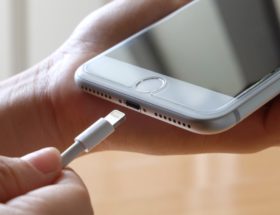 apple lightning