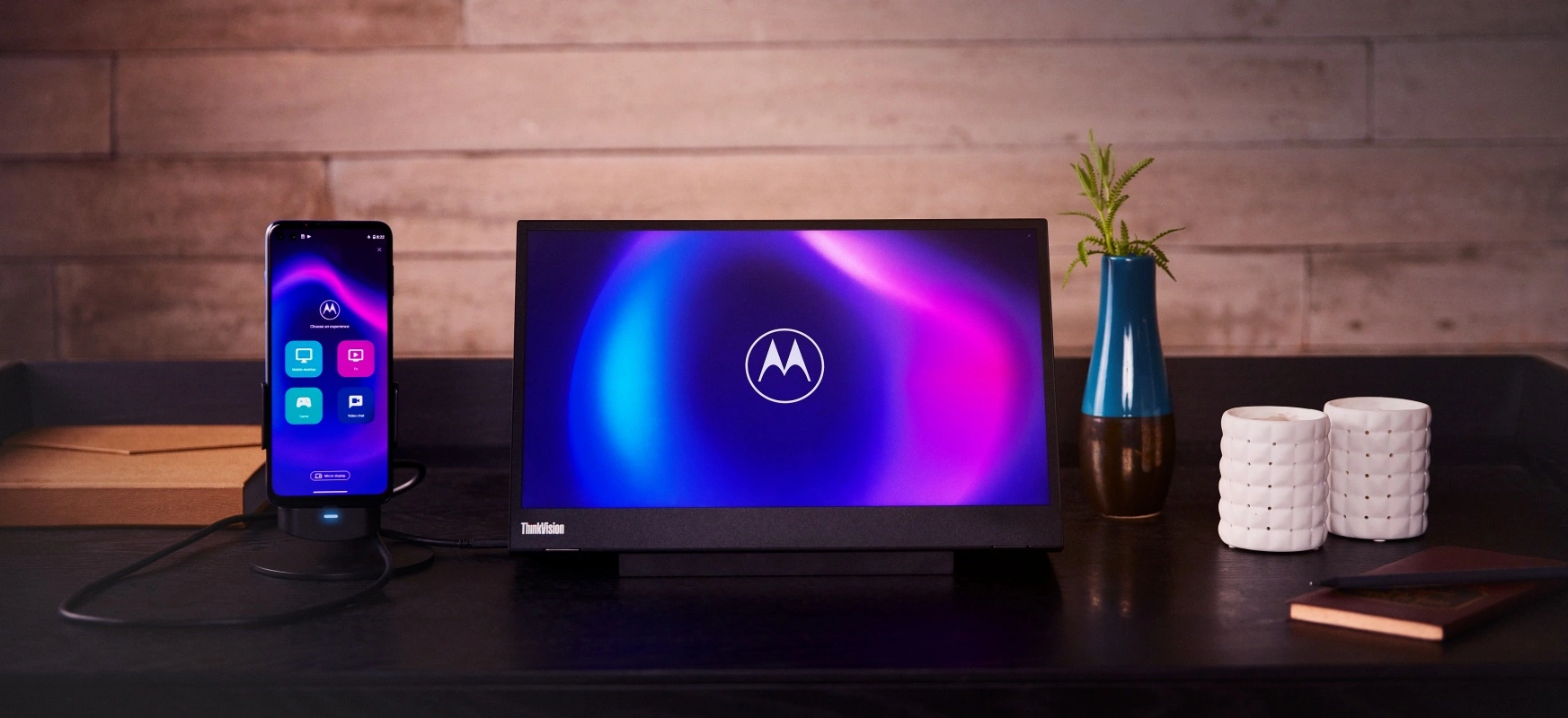 Motorola Ready For zamieni smartfon Motoroli w komputer stacjonarny