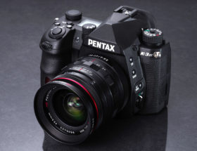 Pentax K-3 III próbuje udowodnić, że lustrzanki mają jeszcze sens