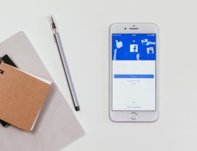 Jak ukryć informacje osobiste, posty, znajomych, zdjęcia i tablicę na FB? Poradnik o prywatności i bezpieczeństwie na Facebooku