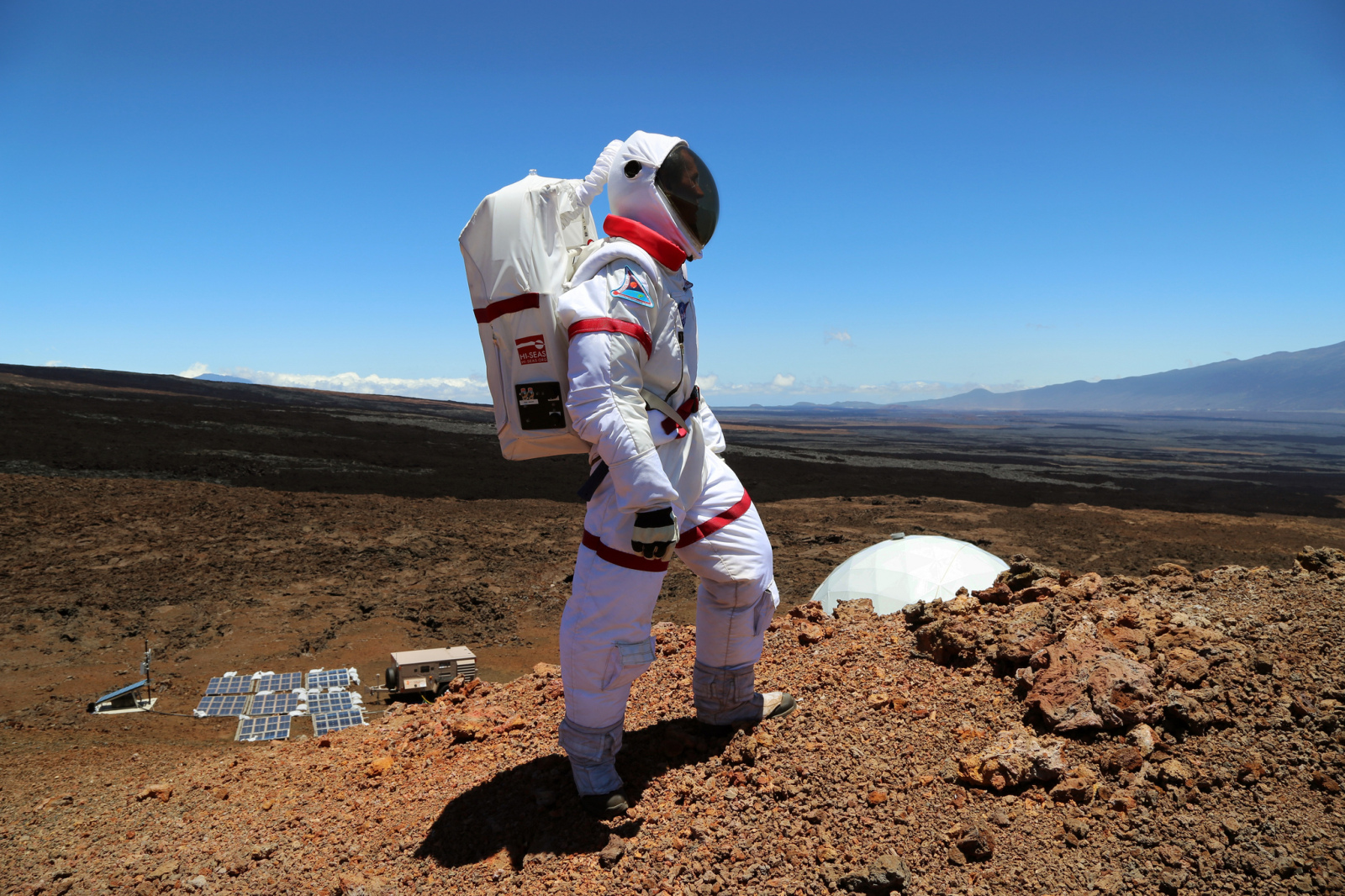 Jaskinie na Marsie kontra skafandry kosmiczne. Astronauci nie będą mieli lekko