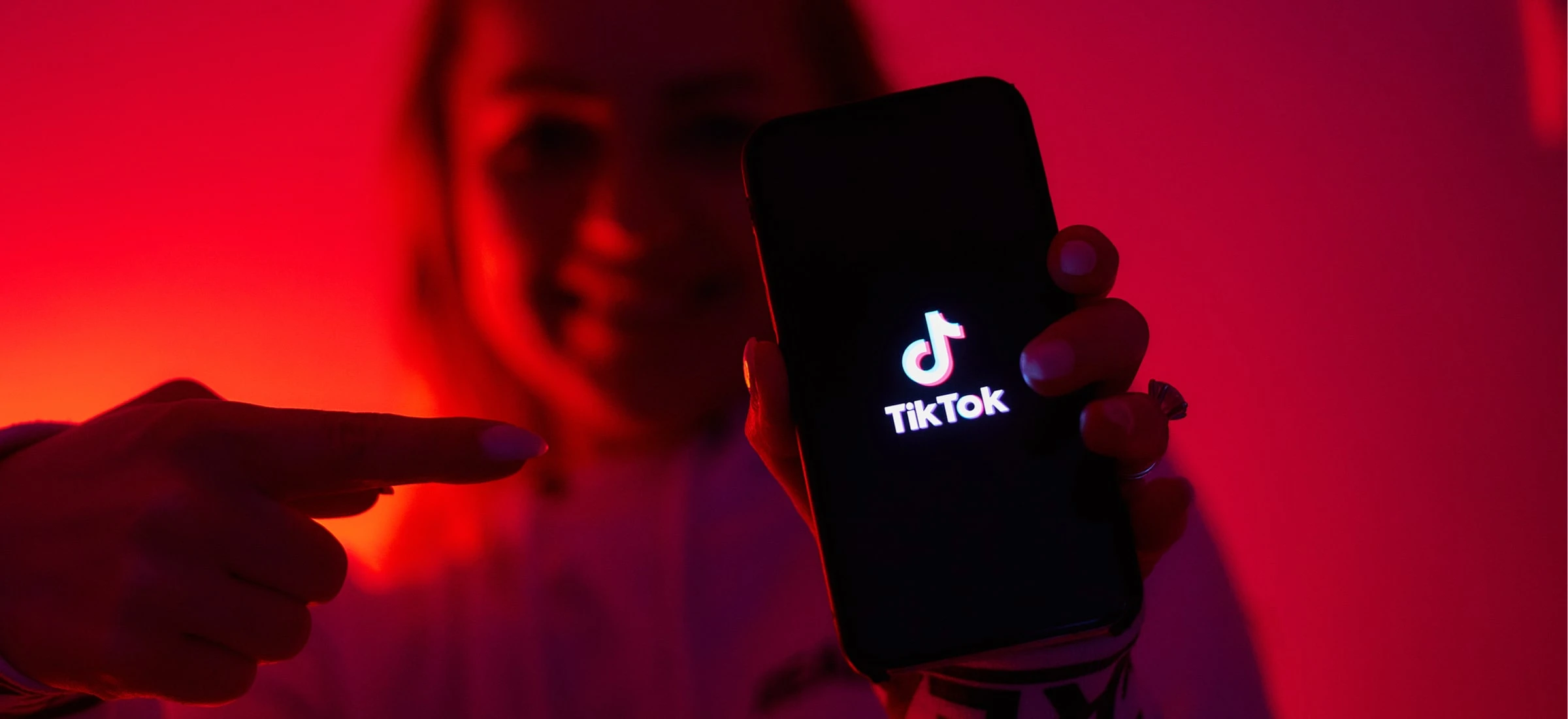 TikTok - jak usunąć konto, a jak odblokować konto? Poradnik