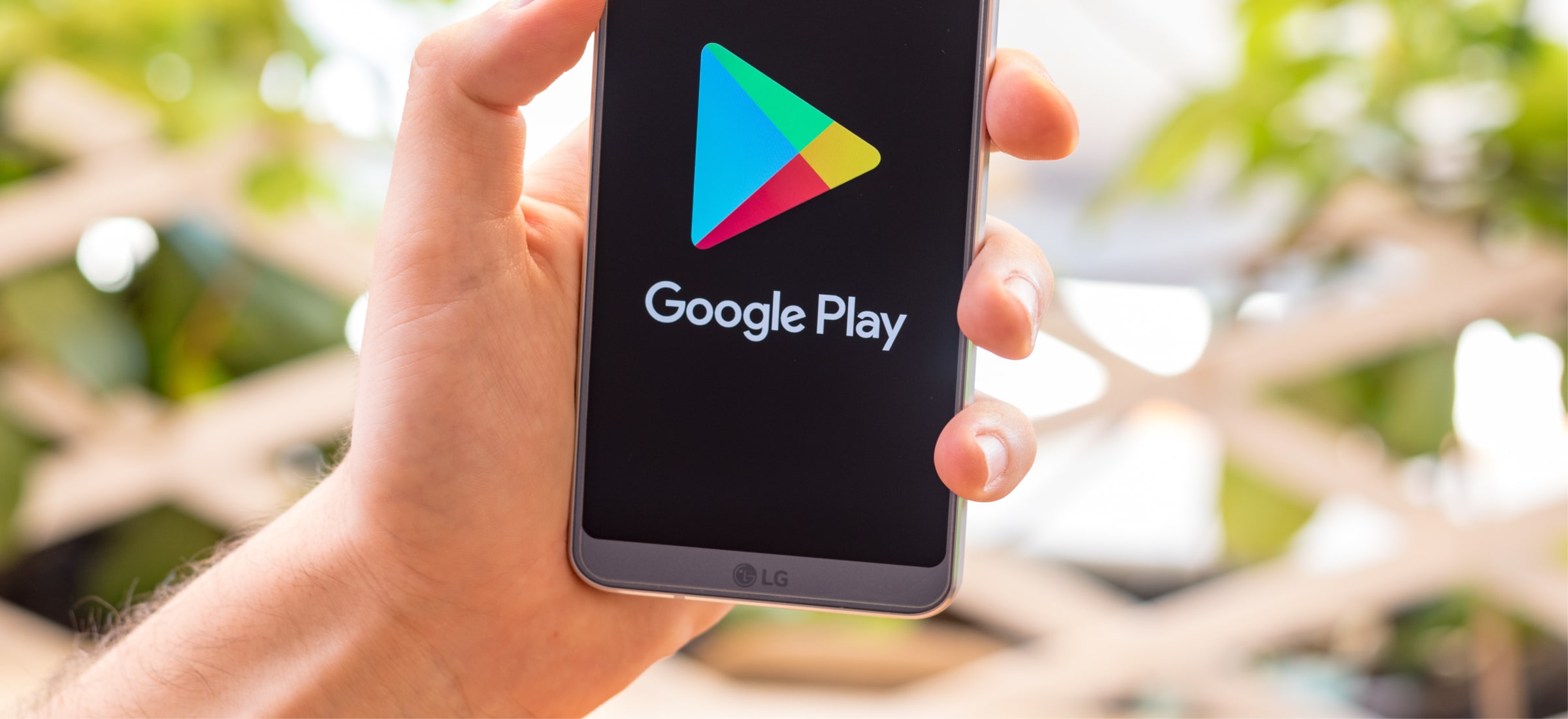 Google Play: Jak się płaci? Jak się zwraca? Jak uzyskać fakturę?