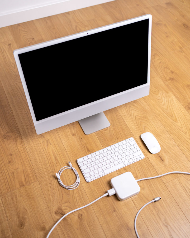 imac-24-wrazenia-7 class="wp-image-1727277" 
