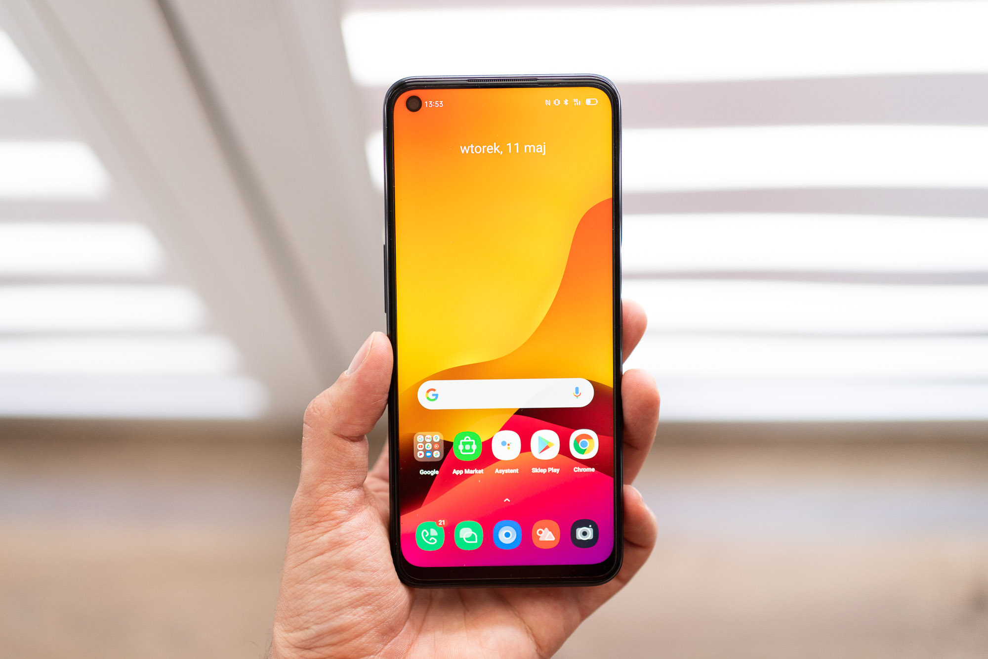 Jak tani może być smartfon z 5G? Sprawdzamy realme 8 5G