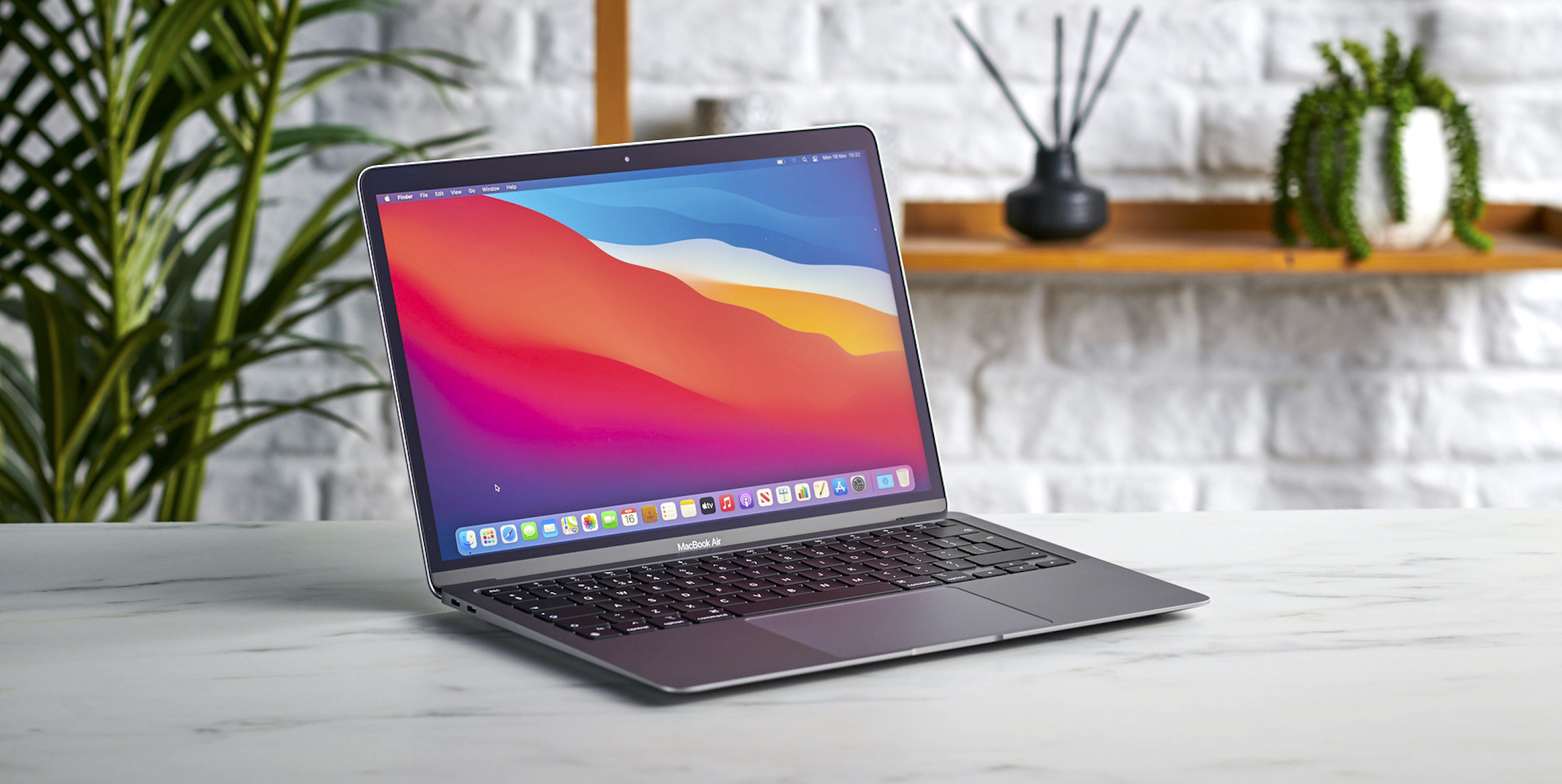 macOS 12 changelog apple m1 intel macbook mac