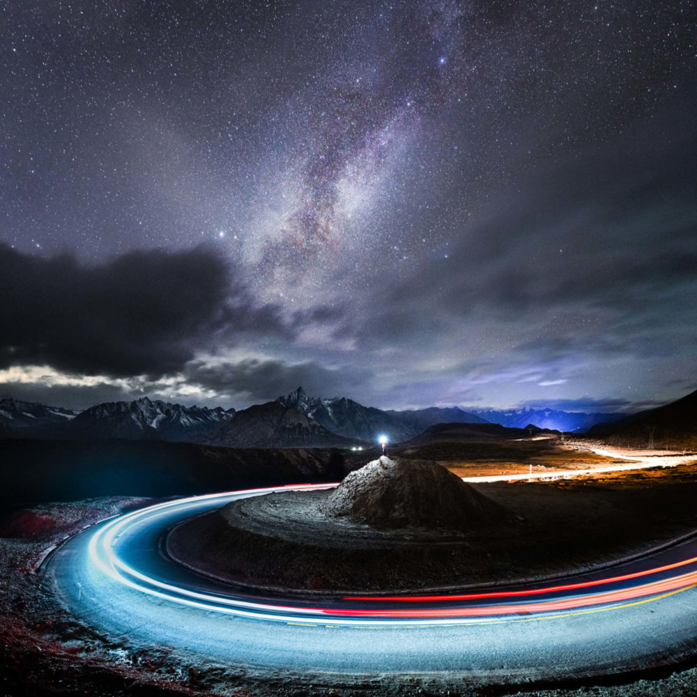 Fot. Yang Sutie, „Star Watcher&quot;. class="wp-image-1791442" 