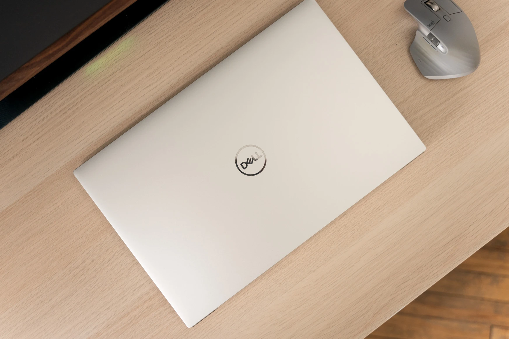Dell XPS 17 class="wp-image-1778476"