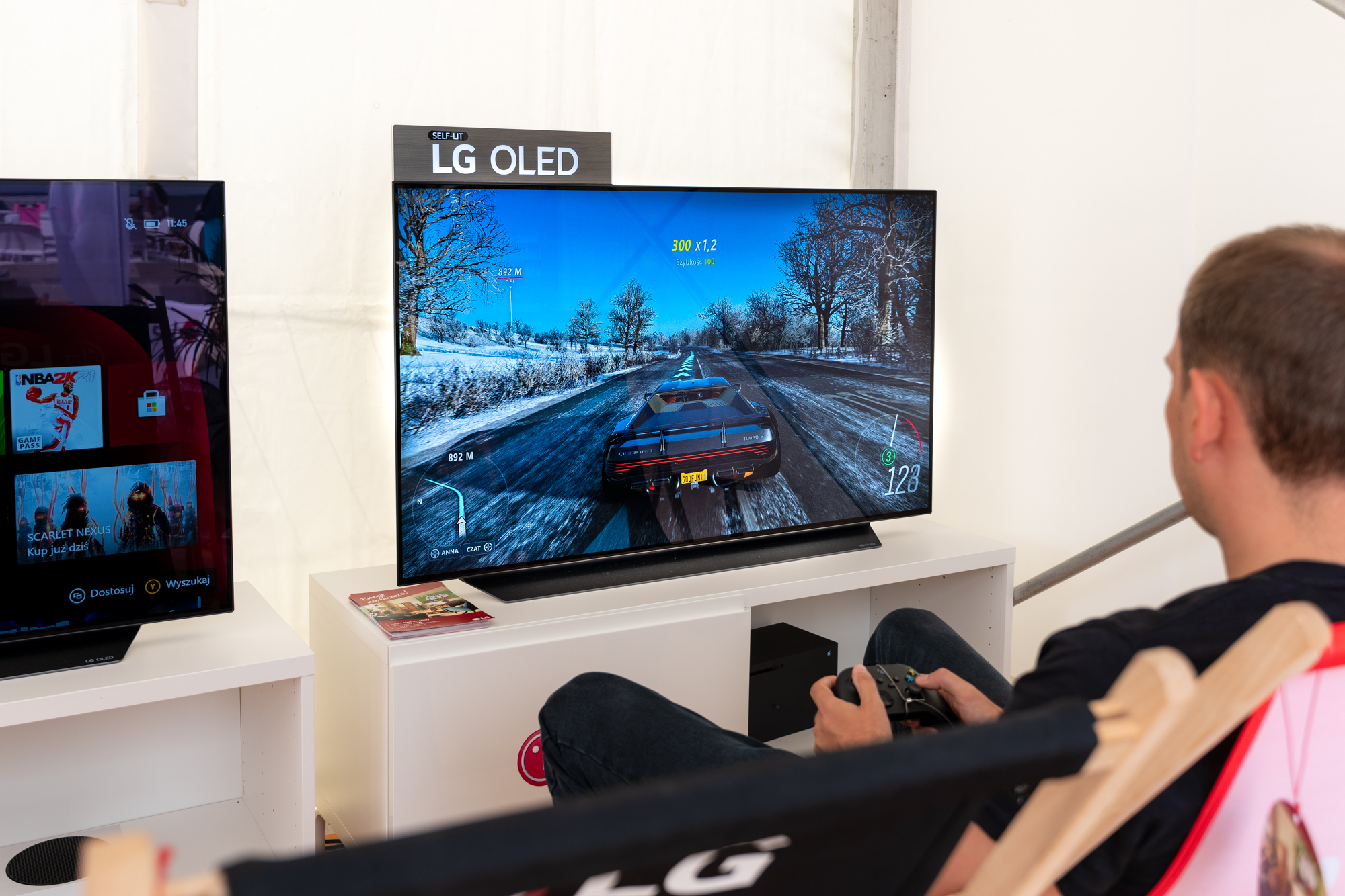 LG OLED C1 w strefie LG OLED class="wp-image-1779808"