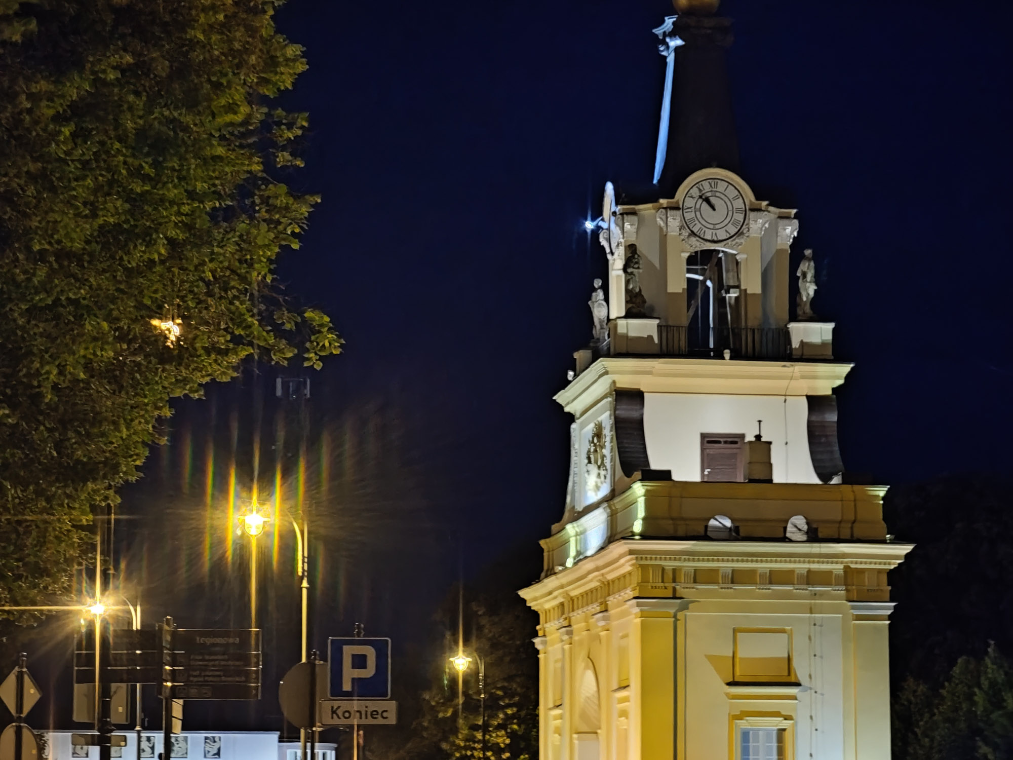 class="wp-image-1805503"