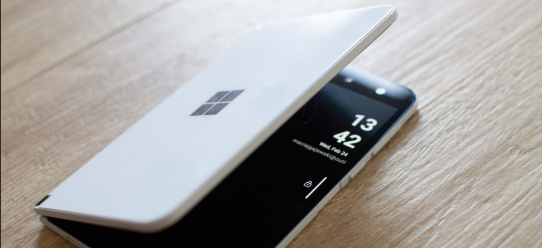 Tak miał wyglądać telefon Microsoftu. Dobrze, że nie poszli tą drogą
