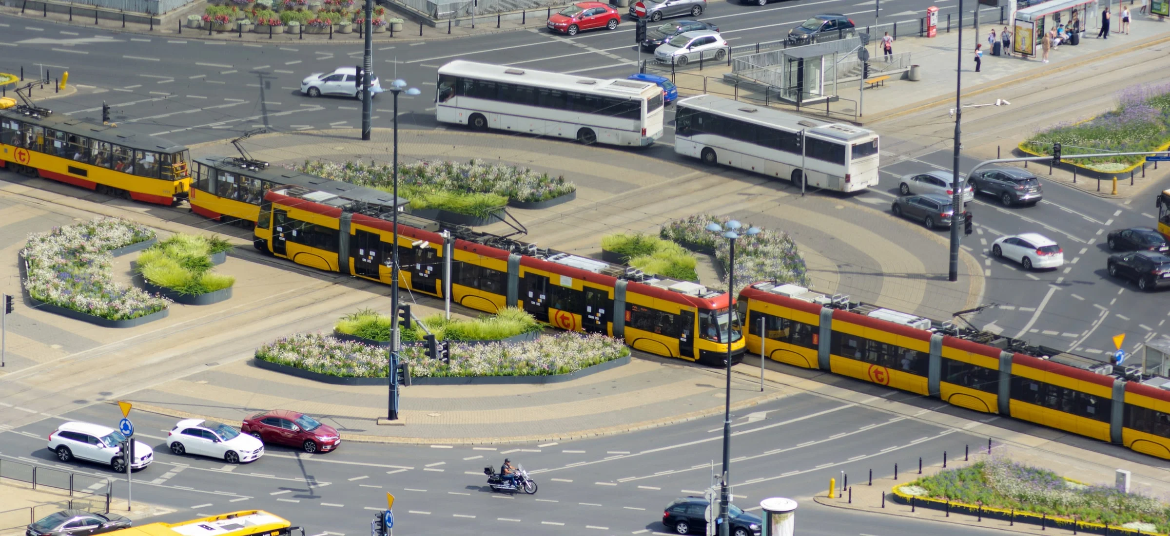 Zdjęcie: Tramwaje w Warszawie, Karolina Korwek / Shutterstock.com