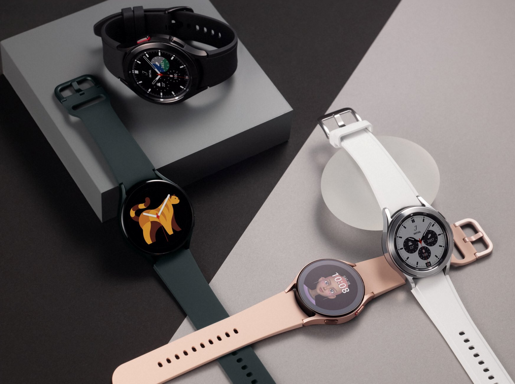 Samsung Galaxy Watch 4 i Watch 4 Classic class="wp-image-1819168"