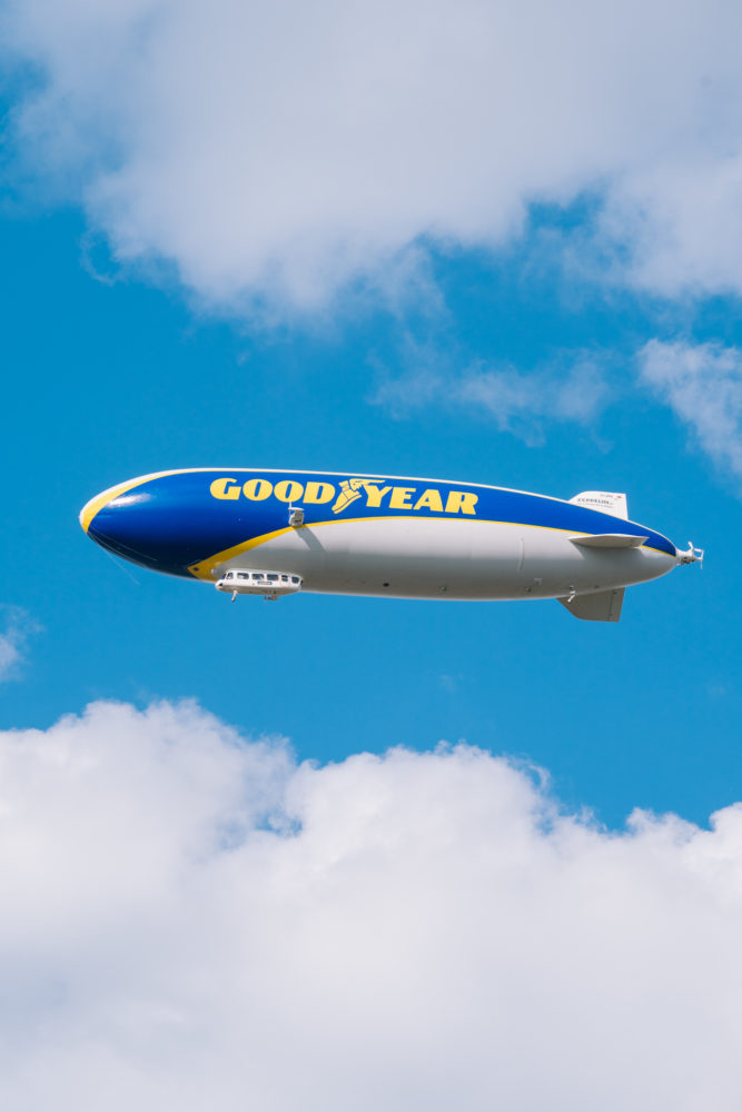 Sterowiec Goodyear Blimp nad Wrocławiem. Fot. Krzysztof Basel class="wp-image-1808758"