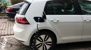 ładowarki do samochodów bezpieczeństwo