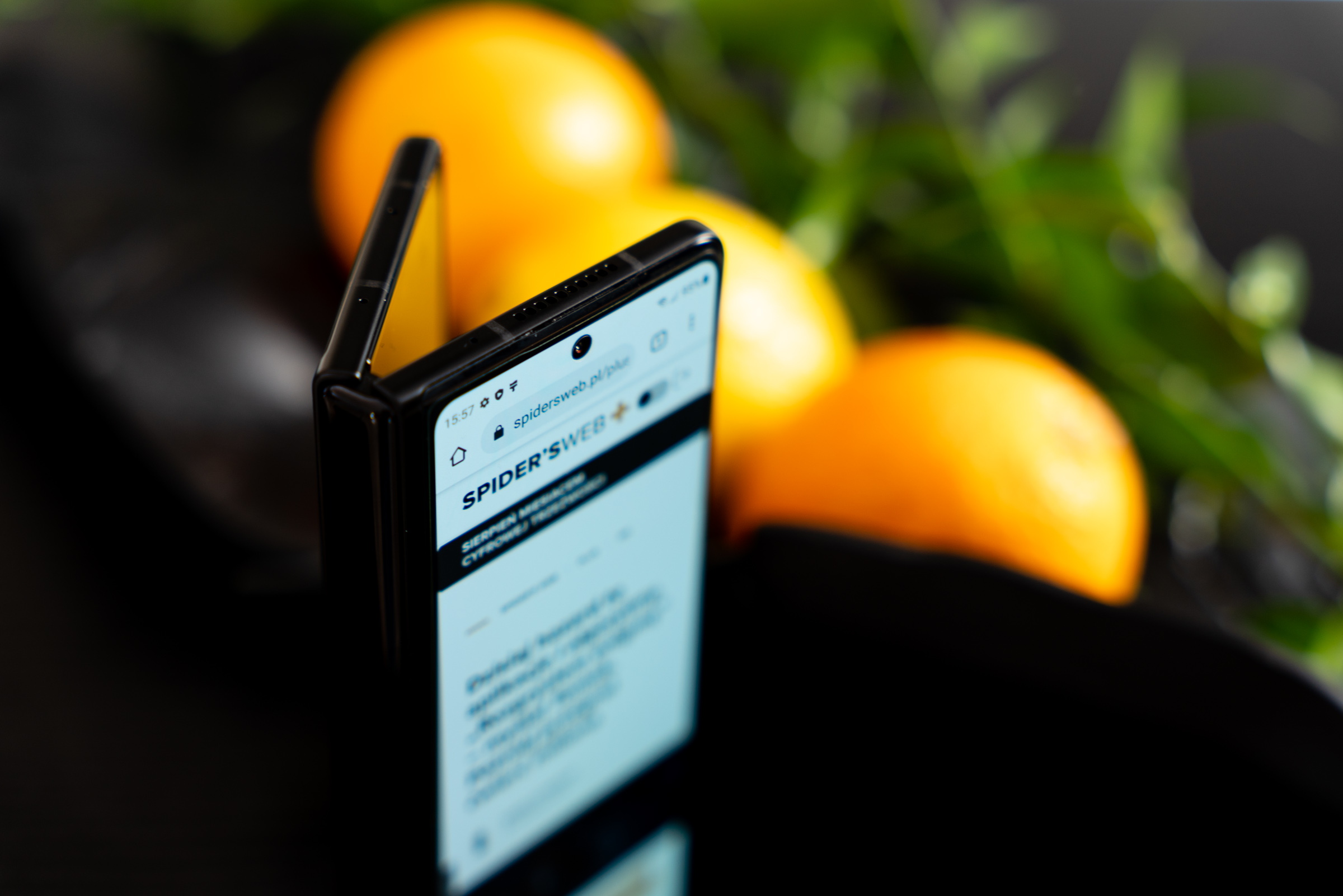 Samsung Galaxy Z Fold 3 class="wp-image-1818952"
