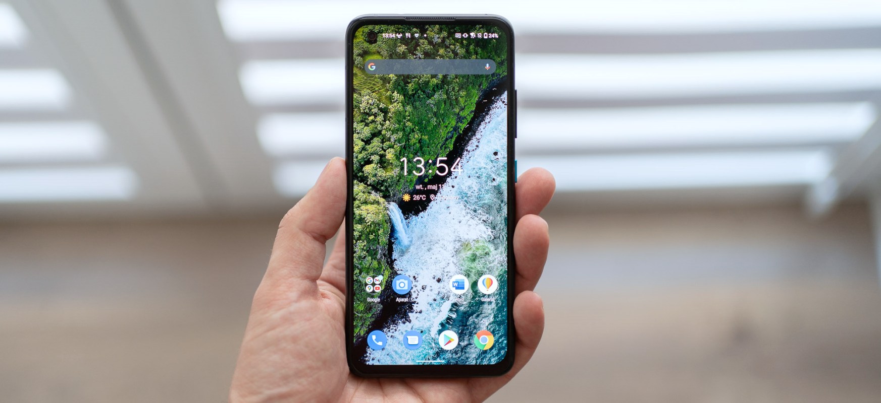 Android czy iOS. 4 telefony z Androidem, które mogą konkurować z iPhone'em 13