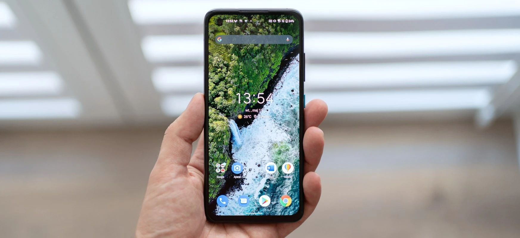Android czy iOS. 4 telefony z Androidem, które mogą konkurować z iPhone'em 13