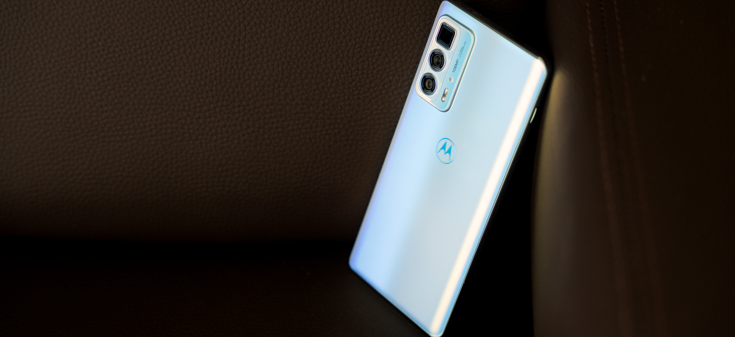 Motorola Edge 20 Pro - recenzja i opinie. Cena świętego spokoju