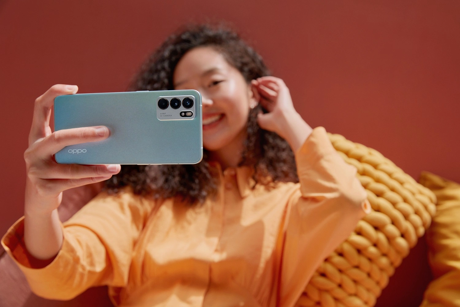 OPPO Reno6 - aparat class="wp-image-1874400"