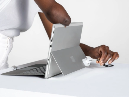 https://ocs-pl.oktawave.com/v1/AUTH_2887234e-384a-4873-8bc5-405211db13a2/spidersweb/2021/09/surface-2021-opinie-6.png