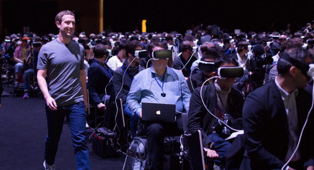 facebook meta mark zuckerberg vr metaverse class="wp-image-1915847"