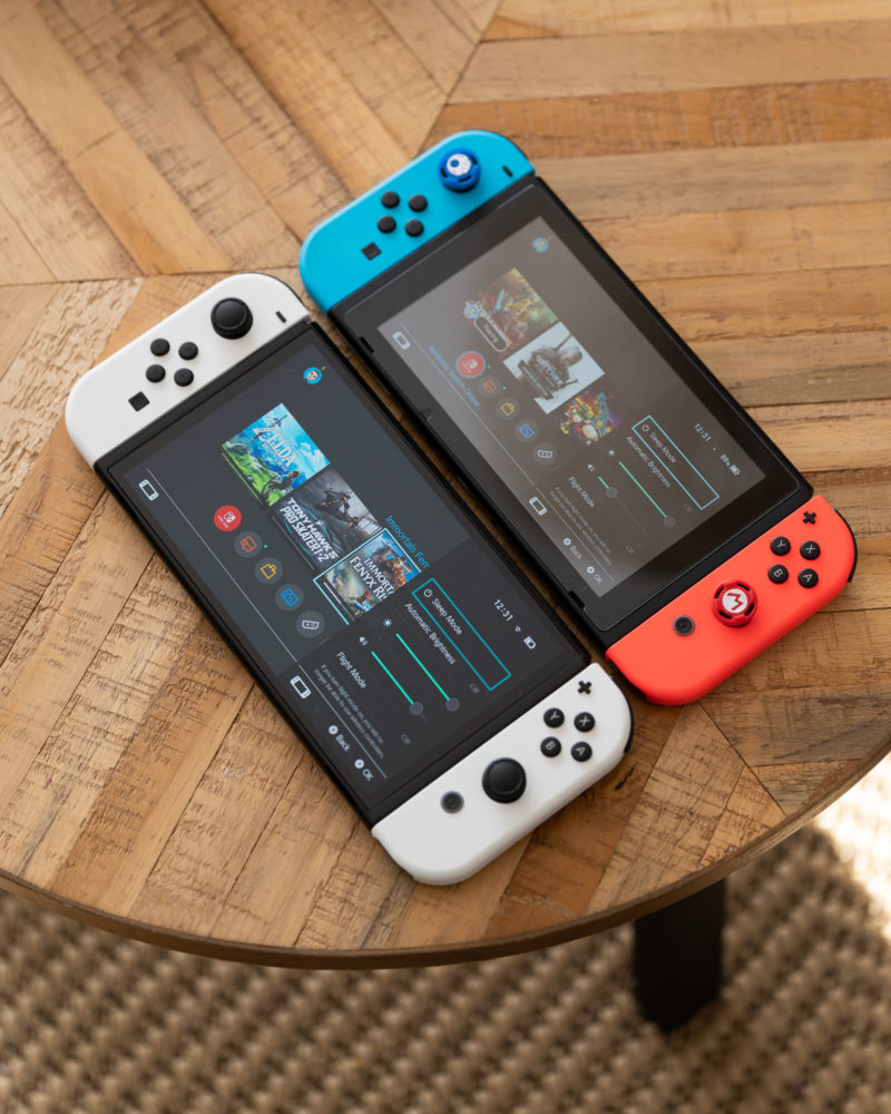 nintendo-switch-oled-3 class="wp-image-1888031"
