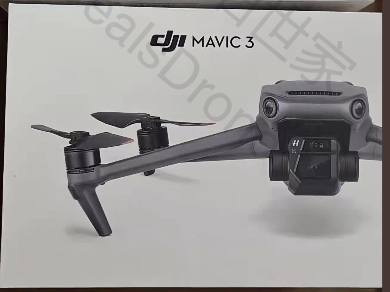 DJI Mavic 3 nadchodzi. To dron w wersji Pro - specyfikacja i cena