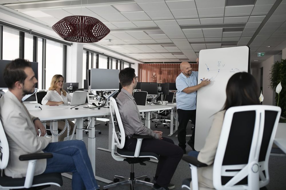 GSK Tech Global Centre w Poznaniu rekrutuje! Ponad 100 nowych ofert pracy czeka w największym centrum technologicznym GSK class="wp-image-1953998"