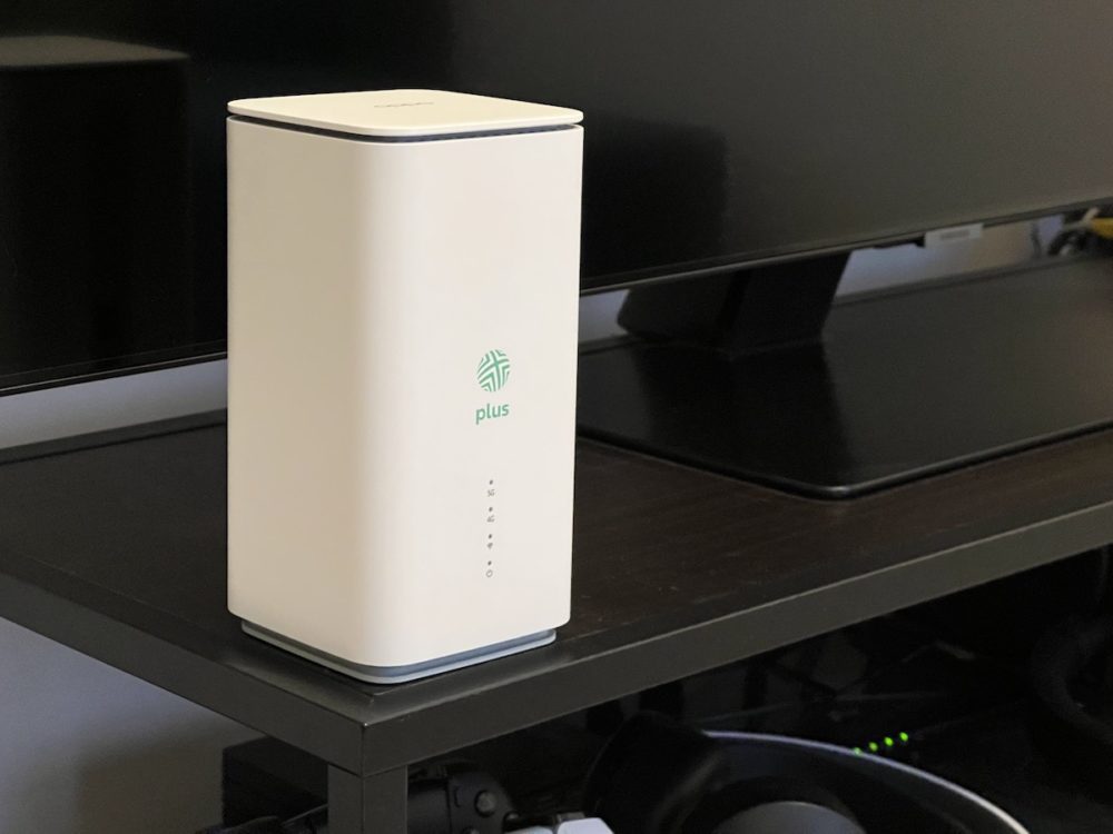 OPPO 5G CPE T1a router Plus internet class="wp-image-1959437"