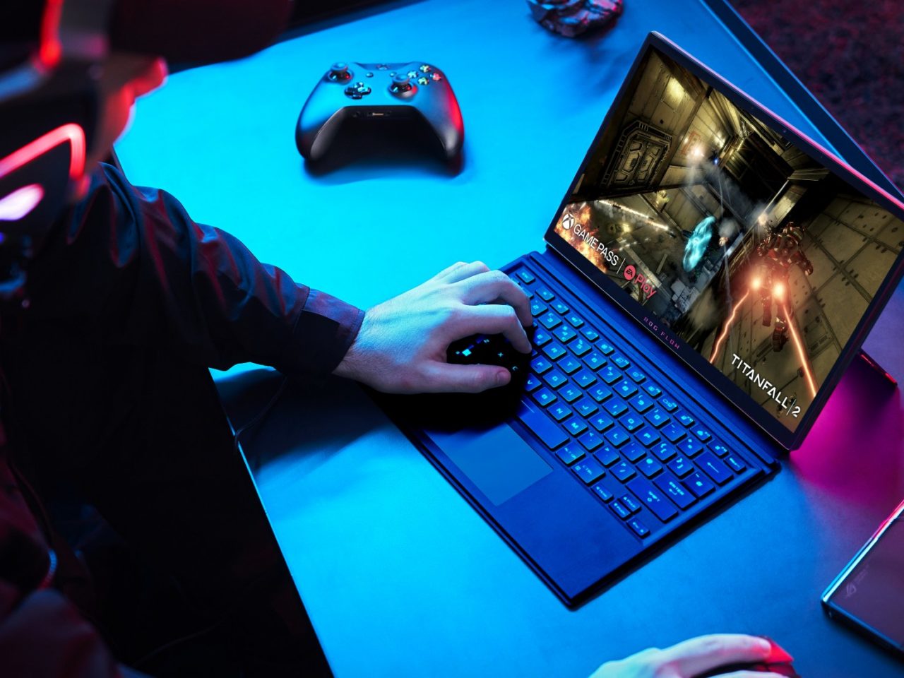 Asus znów zaskakuje. Nowe laptopy prezentują się obłędnie