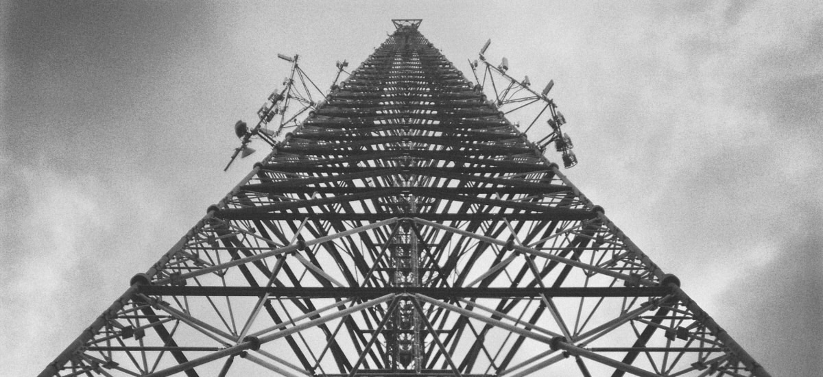 UVB-76. Radiostacja numeryczna zaczęła nadawać memy