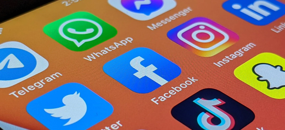 Rosja ogranicza dostęp do Facebooka. Miał "cenzurować" wpisy