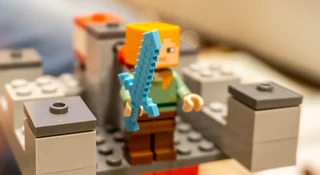 Mam osiem lat, uwielbiam Minecraft i daję porady na start gry