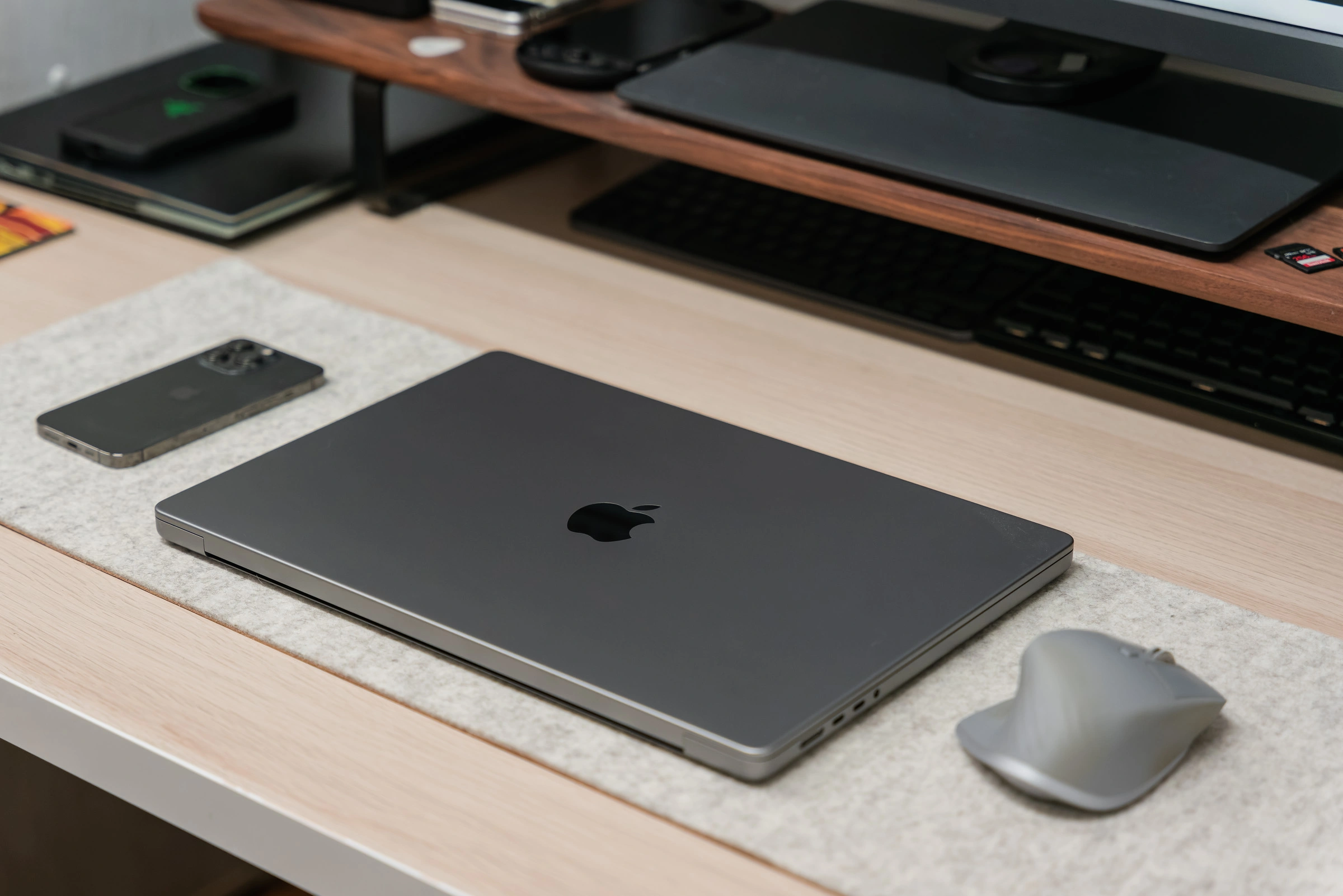 MacBook Pro 16 z czipem M1 Max class="wp-image-2112687"