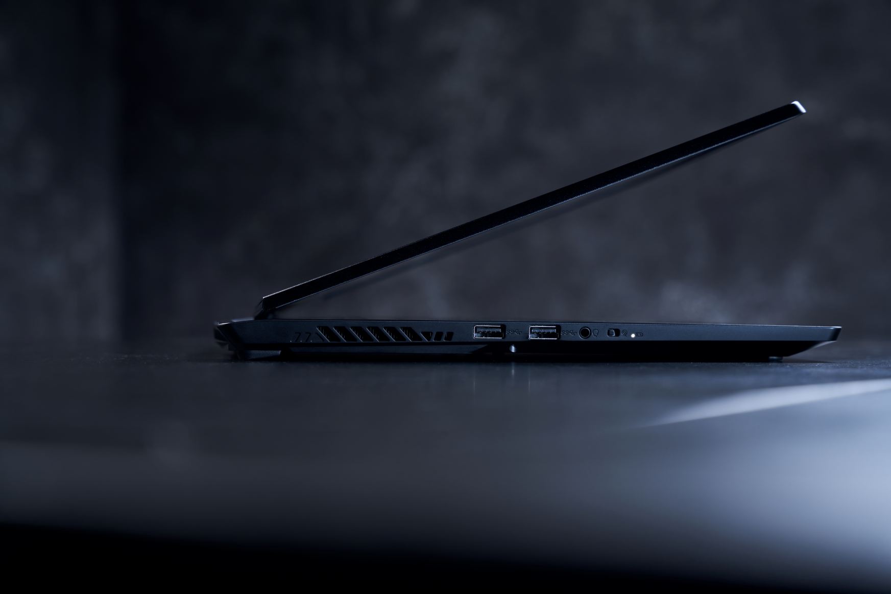 MSI Stealth GS77-12UX class="wp-image-2073265"