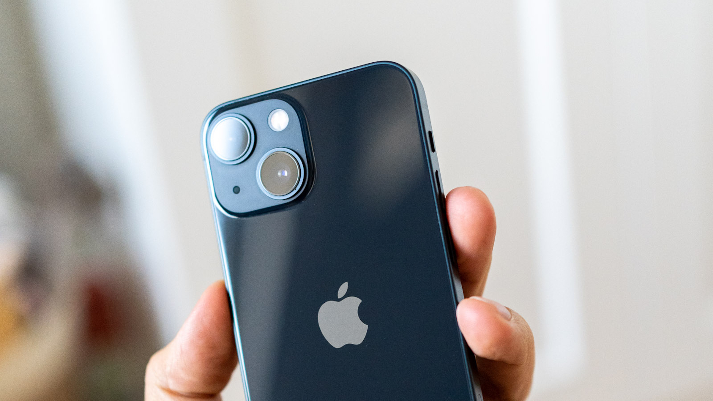 rosja-sankcje-apple-iphone-blokowanie-telefonow