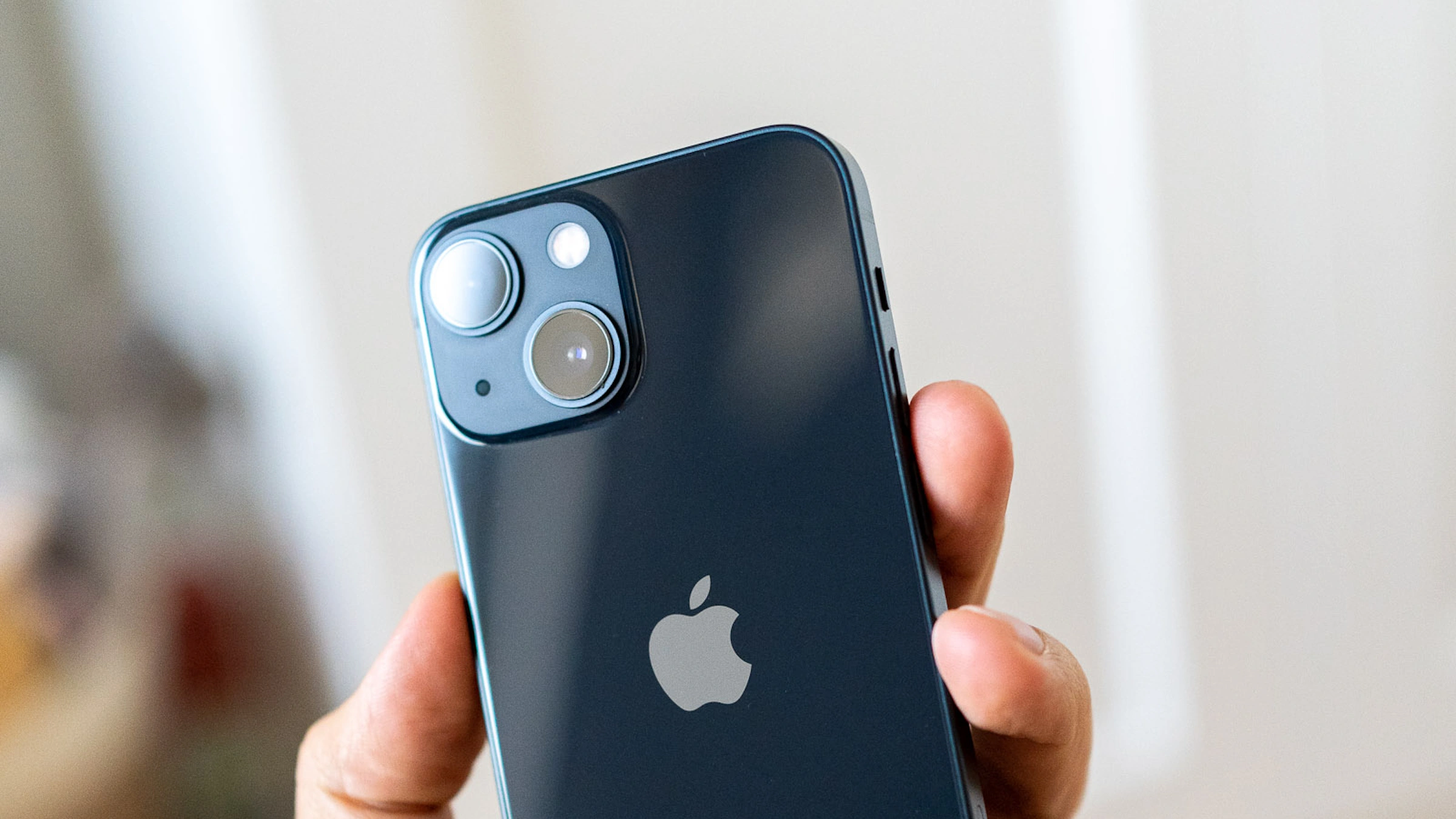 rosja-sankcje-apple-iphone-blokowanie-telefonow