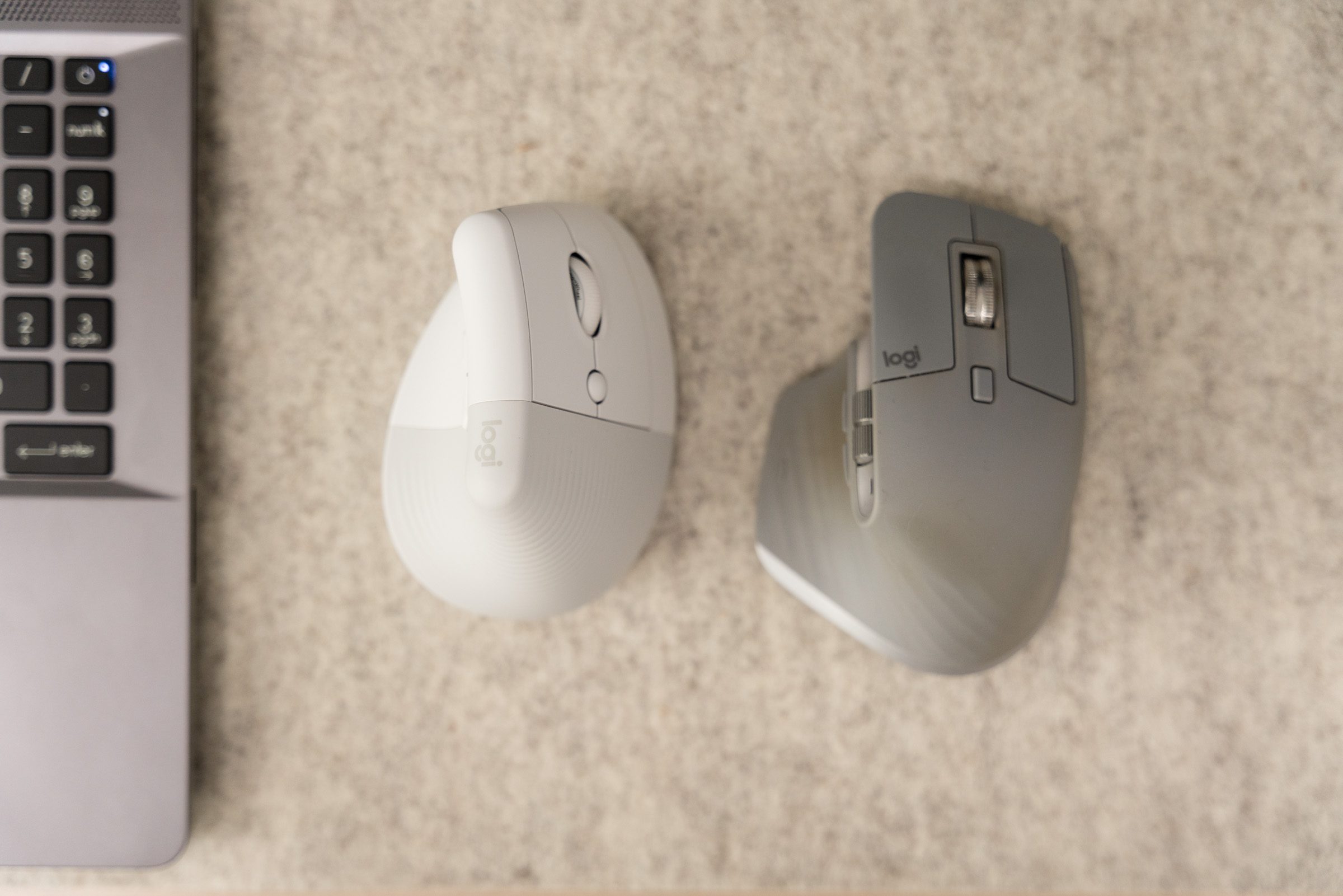 Logitech Lift