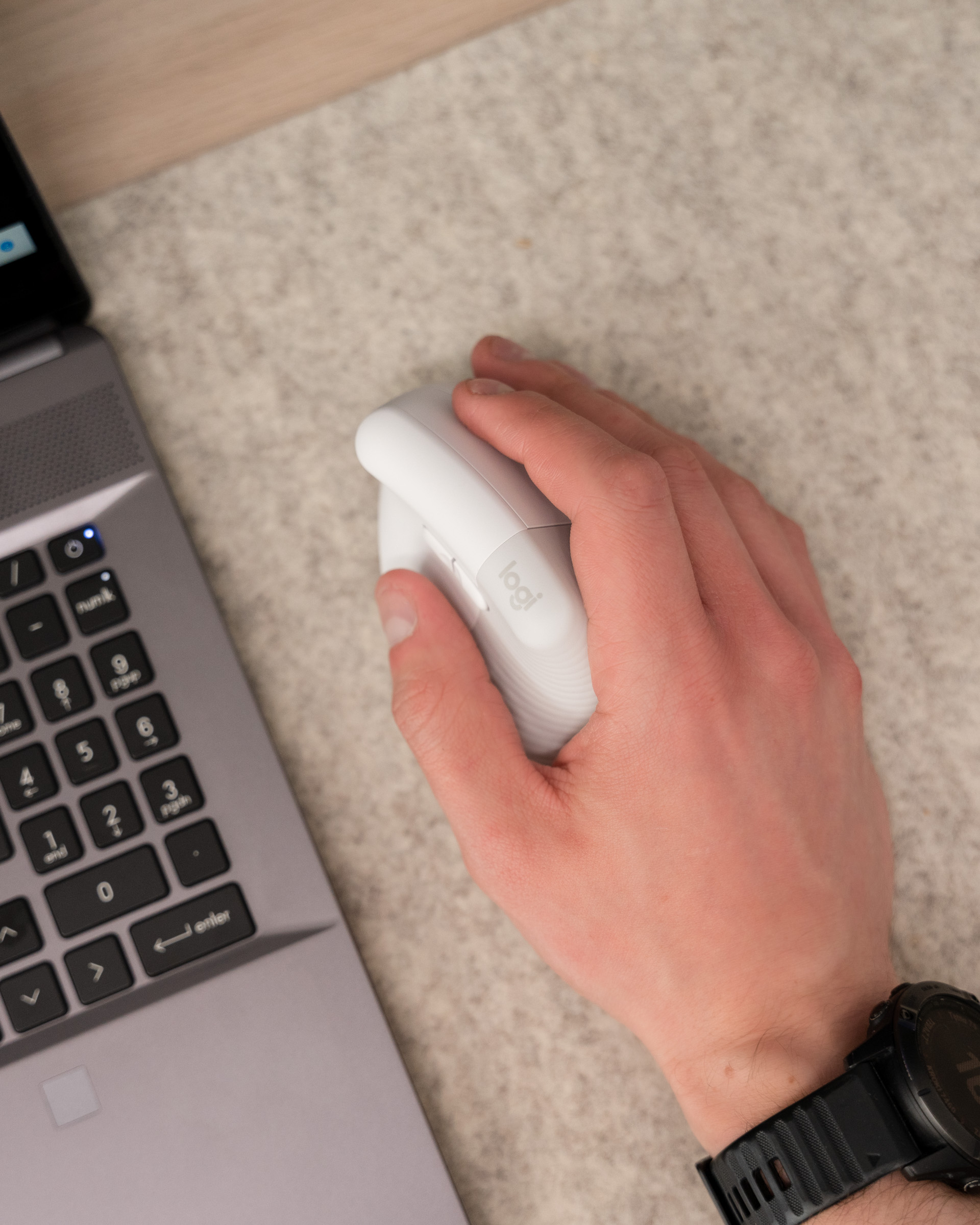 Logitech Lift