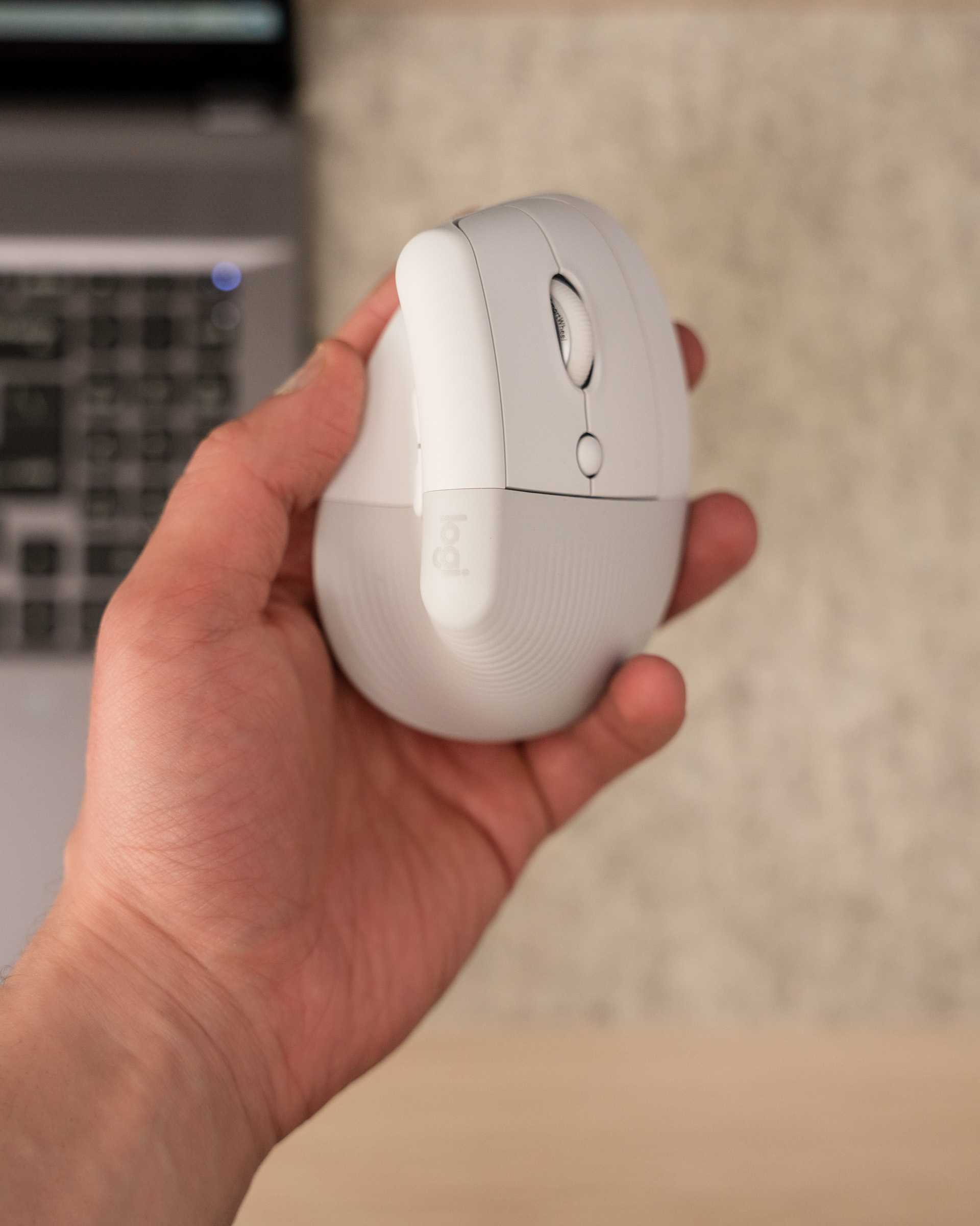 Logitech Lift