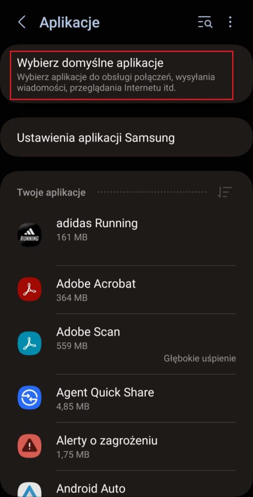 W sekcji "Aplikacje" znajdź opcję "Domyślne aplikacje"
