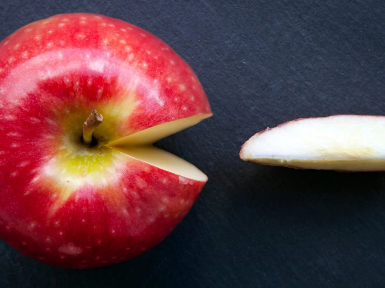 apple m1 pacman-min