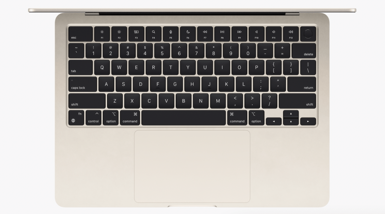 MacBook Air 2022 class="wp-image-2208867"