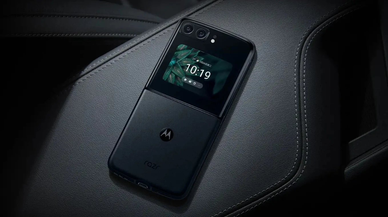 Motorola Razr 2022 class="wp-image-2297586"