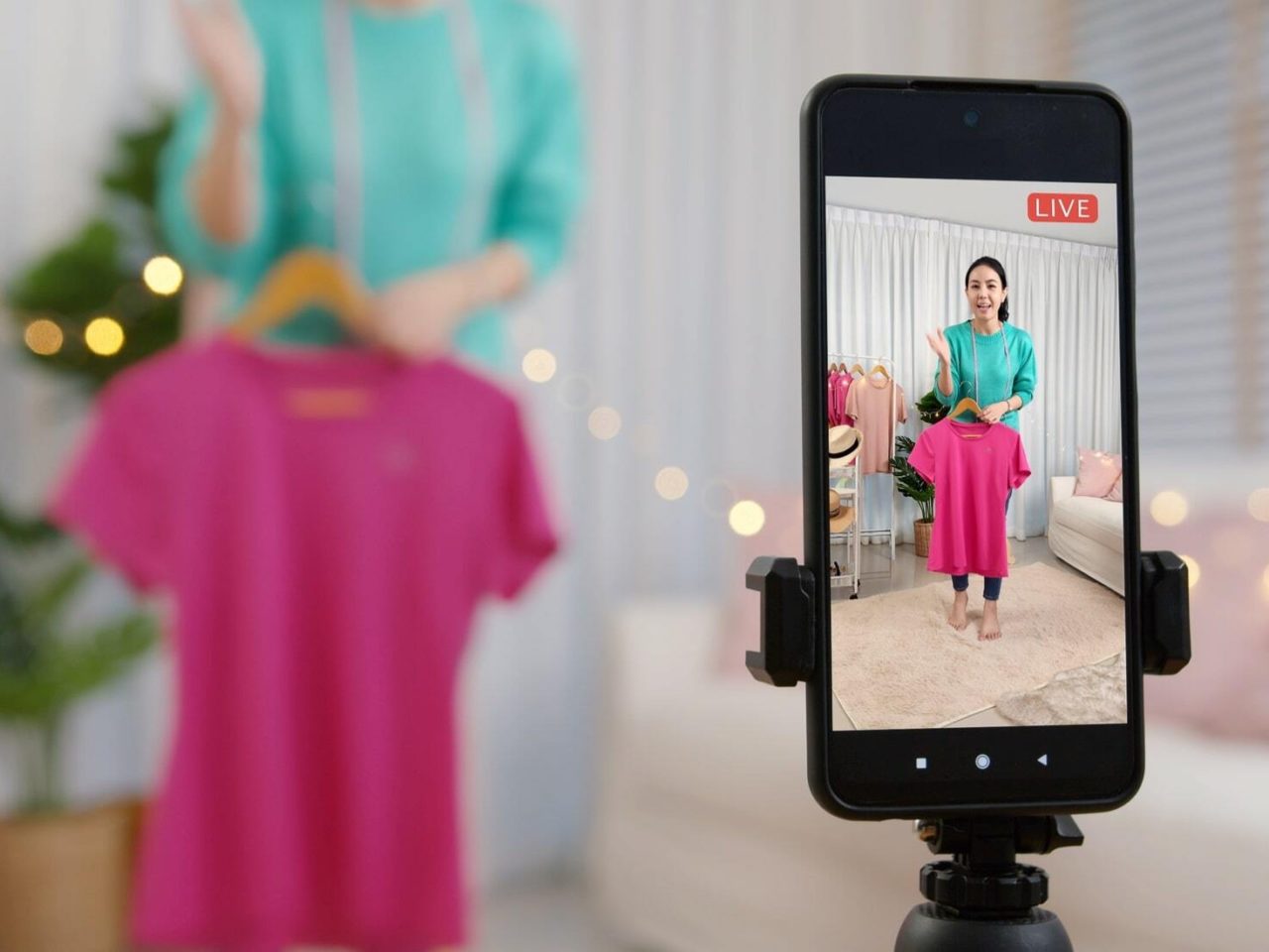 Live commerce w social media