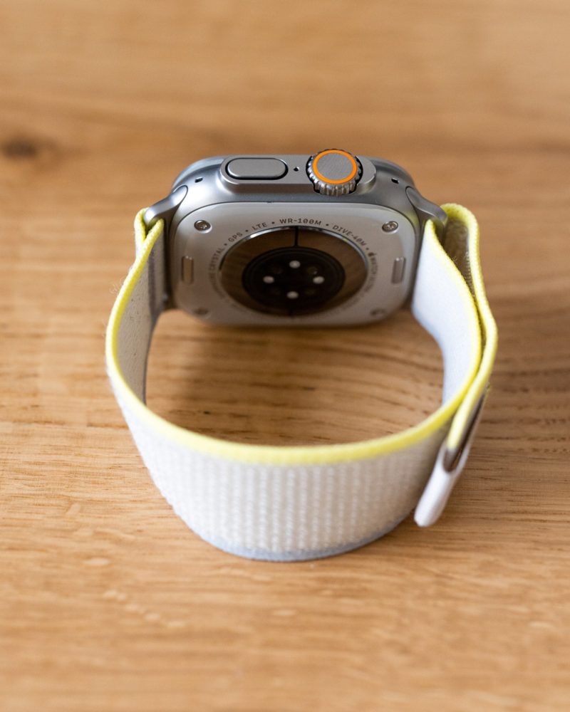 Apple Watch Ultra 49 mm class="wp-image-2503092"