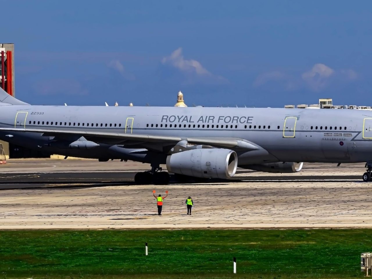 airbus 330 raf