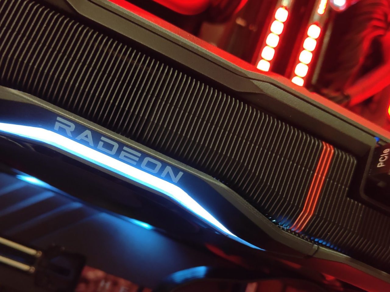 AMD Radeon RX 7900 XTX