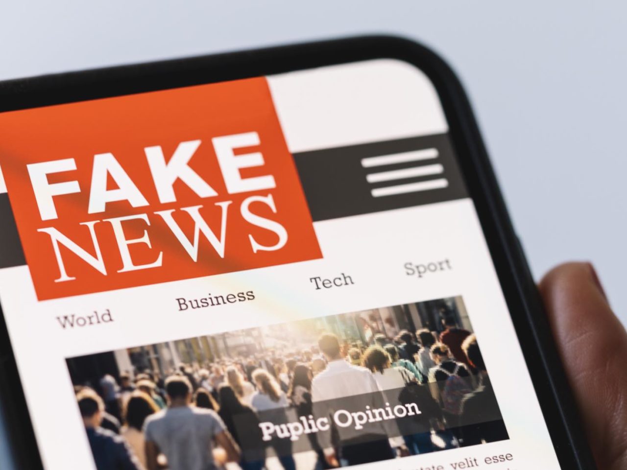 Uwaga na fake newsy na temat Przewodowa. NASK podpowiada, jak weryfikować informacje